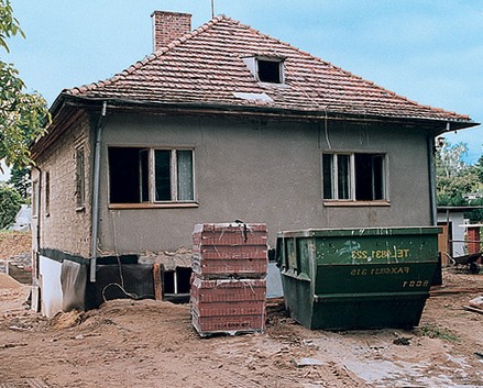 Как отреставрировать старый дом?