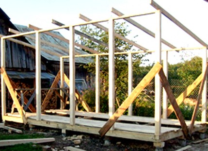 Как построить деревянный гараж своими руками (часть 1)