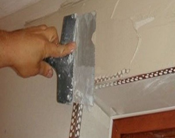Как выровнять наружные углы стен