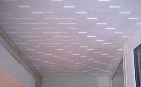 Потолок из плиток пенопласта - как клеить своими руками?