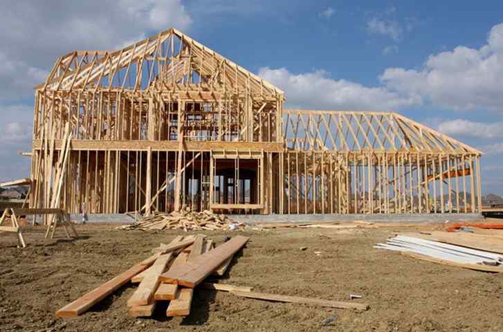 Этапы строительства домов из бруса и сроки их возведения