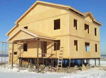Строительство домов из СИП-панелей: плюсы и минусы