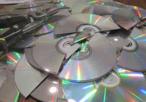 Поделки из CD-дисков или что можно сделать своими руками