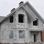 Преимущества домов из блоков в Москве и области