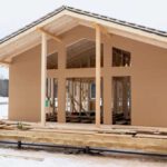 Почему каркасные дома так популярны в России?