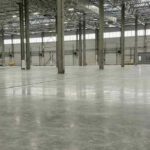 Промышленный пол для склада: на что обратить внимание?