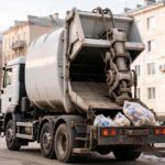 Вывоз мусора и снега: комплексное решение для чистоты территории