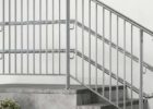 Инвестиции в долговечность: сколько служат нержавеющие ограждения без потери внешнего вида